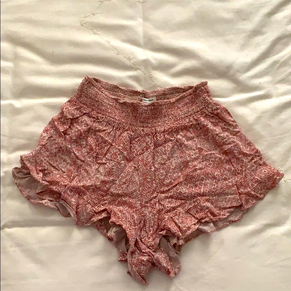 Flowy soft fabric shorts